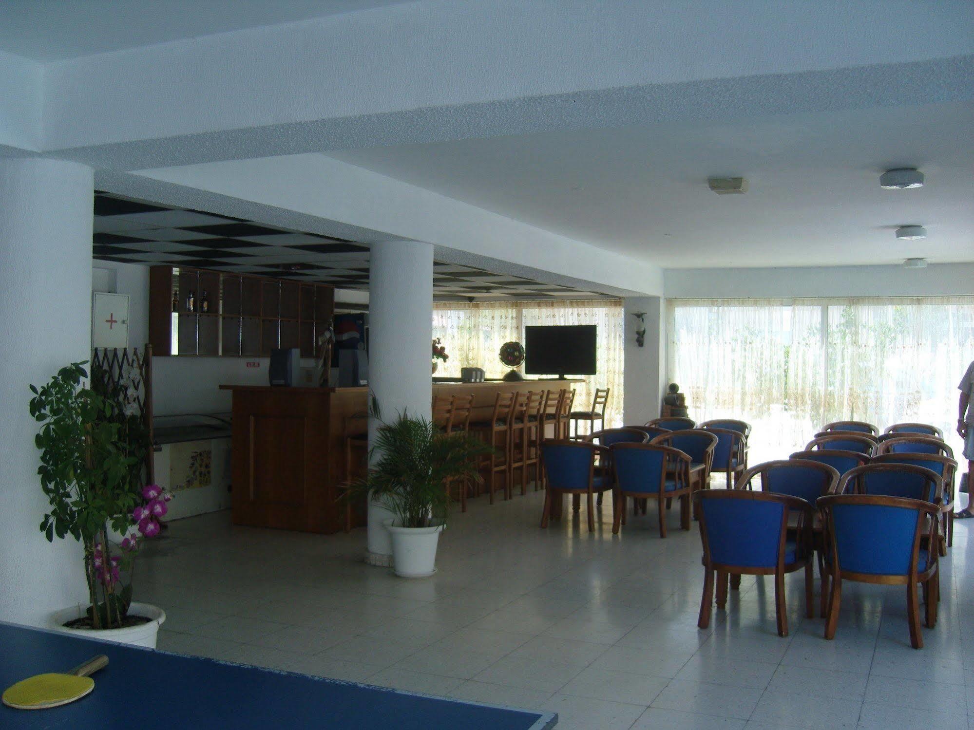 Best Western Plus Larco Hotel Larnaca Buitenkant foto