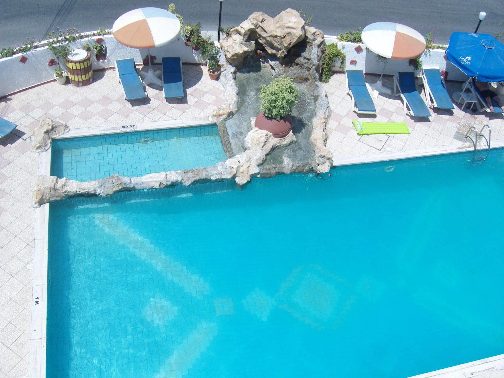 Best Western Plus Larco Hotel Larnaca Buitenkant foto