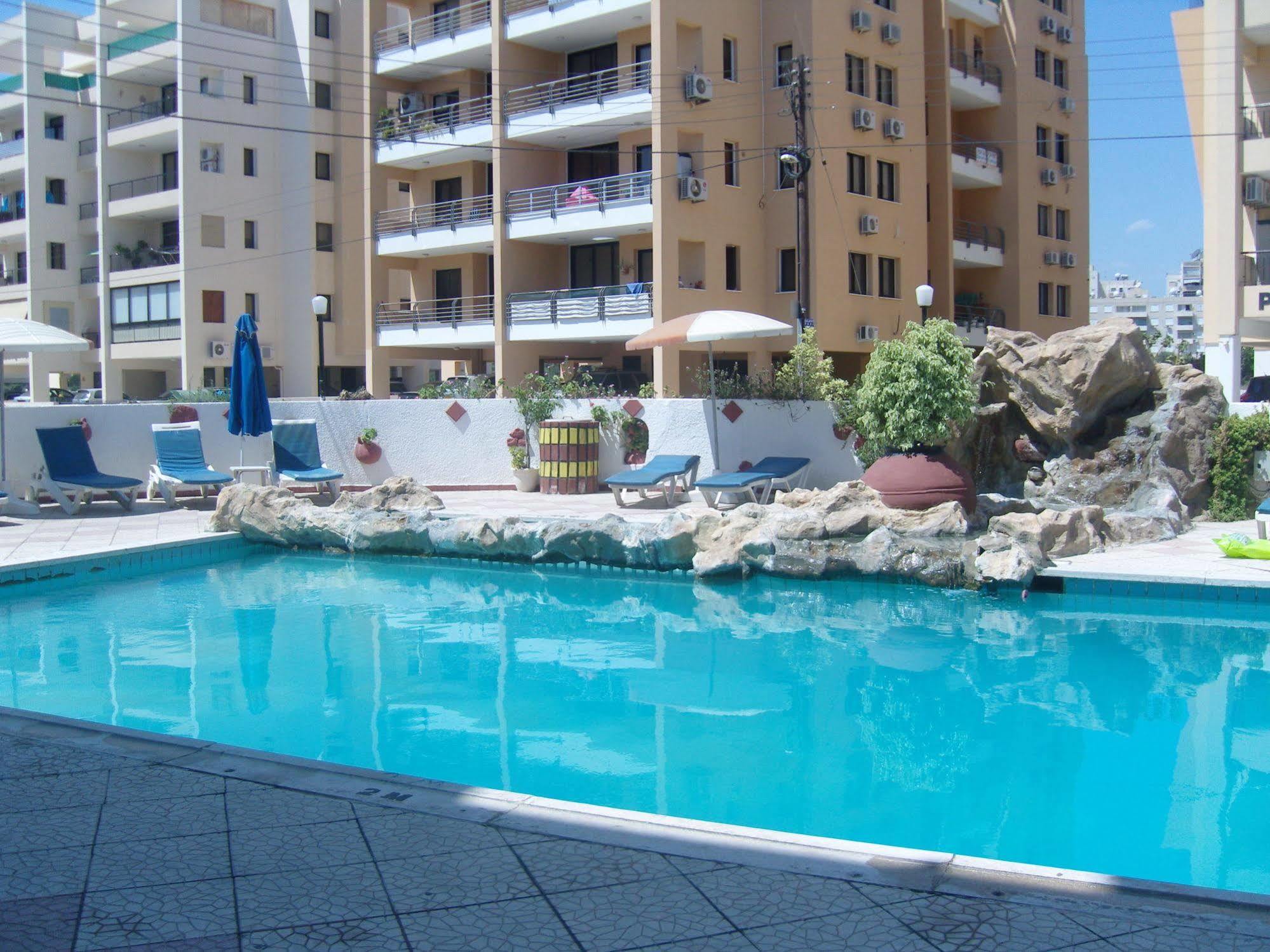 Best Western Plus Larco Hotel Larnaca Buitenkant foto